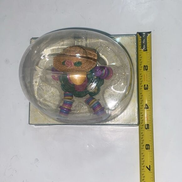 VTG, Rare Dan Dee Collectors Choice Cut Sew Button Easter Duck Figurine In Box - Picture 13 of 13